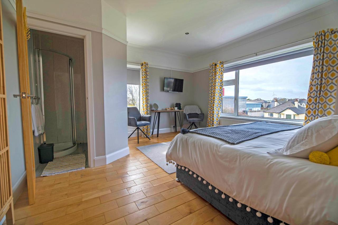Larkhill House Hotel Portrush Buitenkant foto