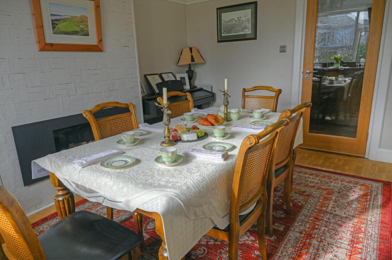 Larkhill House Hotel Portrush Buitenkant foto