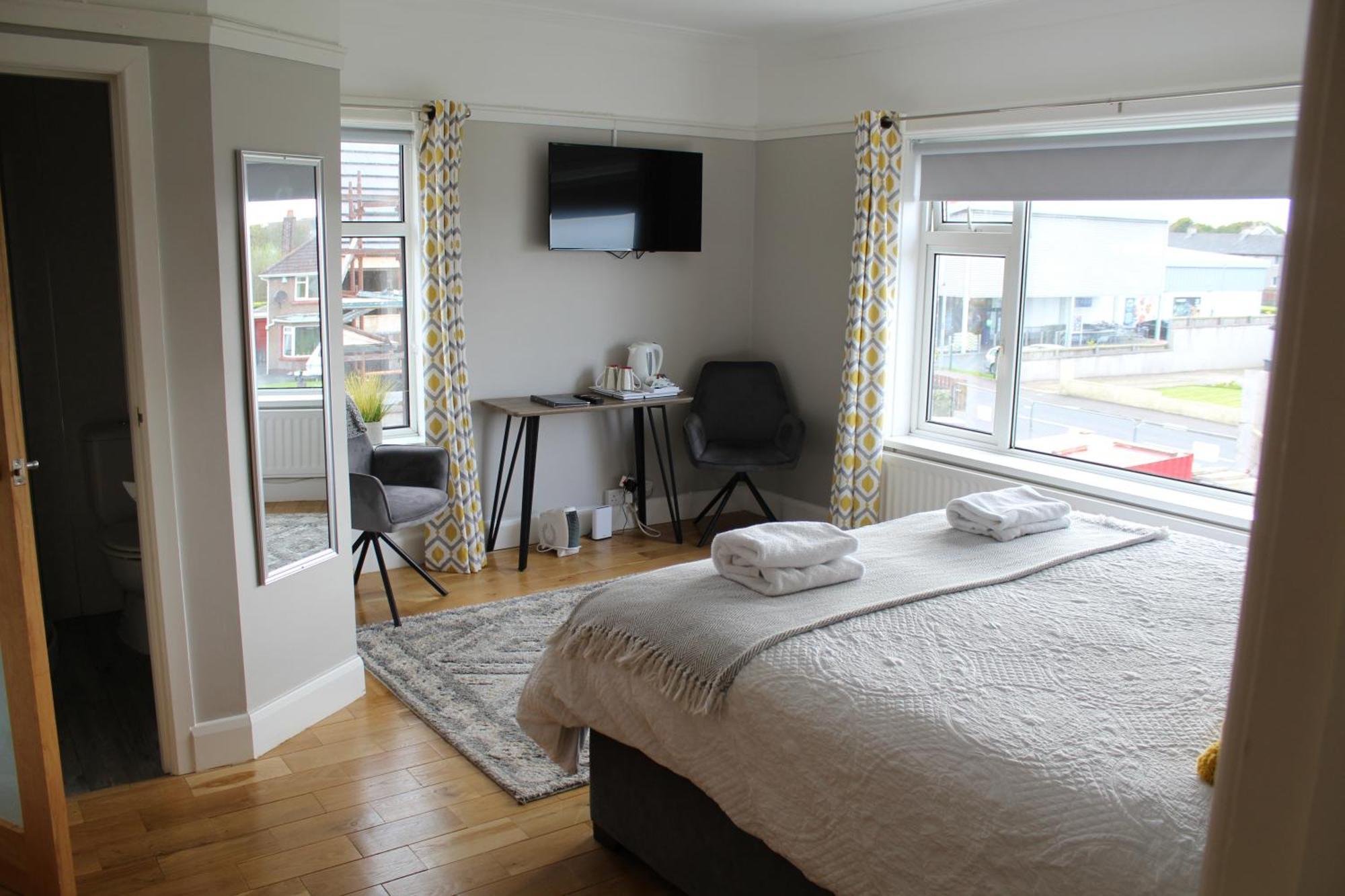 Larkhill House Hotel Portrush Buitenkant foto